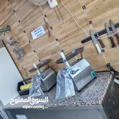  2 ملحمه مع مطعم في ارقا أماكن سوف منطقه سياحيه بالقرب من مستشفى هيا العسكري المكان مقططض بالمقتربين