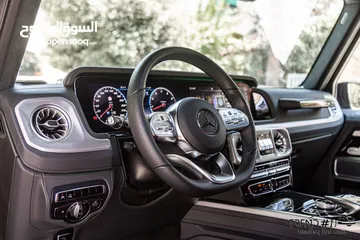  25 Mercedes G500 2024 Amg kit Night Package   السيارة وارد و كفالة الشركة و قطعت مسافة 2,000 كيلو