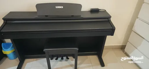  4 بيانو / أورج  نوع دنش