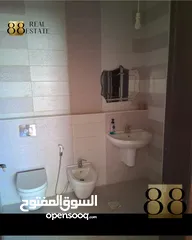  10 شقة فارغة للايجار السنوي (خلدا)