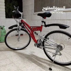  3 بسكليت جبلي وليس رود طارات المنيوم مستعمل بحالة الوكالة استعمال شهرين
