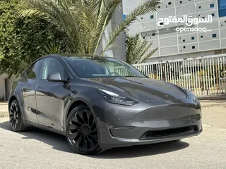  2 Tesla model Y 2022
