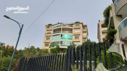  11 4 brm apt with terraces n garden, panoramic view, classy private area