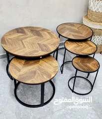  8 طاولات مودرن متداخلة عملية وأنيقة  متوفرة بعدة تصاميم عصرية خشب طبيعي بنقشة باركيه مميزة.
