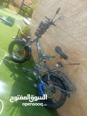  2 بكلست كهربائي مستعمل للبيع