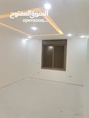  16 شقه 220 م دوبلكس مع رووف فاخره للبيع جنوب غرب دوار اللوازم لجامعه اليرموك