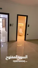  23 عرض حصرررري ـ ضاحيه النخيل ـ شقه فارغه للايجار لم تسكن بعد التجديد سوبر ديلوكس  190 متر +
