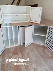  2 مطبخ ألمنيوم 3.2  كما موضح بالصوره بحال الوكاله  عمان