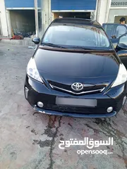  1 تويوتا بريوس بلس بطارية ليثيوم سبع ركاب ثلاث جيد قصعة