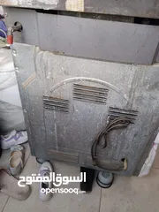  7 فرن غاز للبيع بحاجه لتنظيف الفالات والتلميع ..  الغاز من الكرتونه وبستعمل فيه ما تصلح ولا مره ..