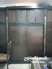 5 غرفة نوم بحالة ممتازة جدا استعمال عرسان نضيف للبيع بسبب السفر بدون فرشة الاضواء شغالة