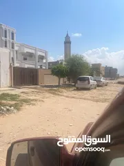  10 مبنى تجاري للايجار داخل طرابلس