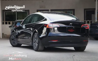  4 Tesla model 3 2019 stander plus