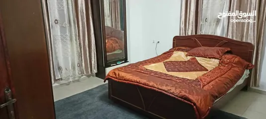  3 بيت مريح وهادئ مشمس وصحي قريب جدا عالخدمات في عماره هادئه السعر  2150 مع خدمات ومياه