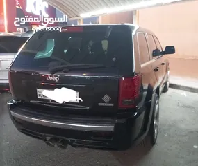  3 جيب جراند شيروكى SRT8  موديل 2010 ماشى 209 الف السعر2150