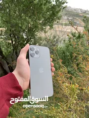  20 ايفون 12 برو ماكس 256 جيجا بطارية 80٪؜ مغير شاشة وكاميرا بصمة الوجه شغالة السعر 1000 شيكل.