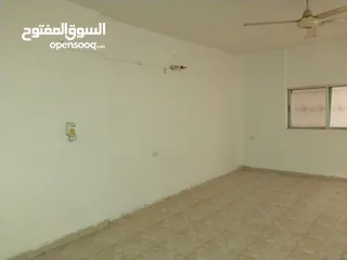  4 بيت طابقين للبيع في الزرقاء الجديده. B1.