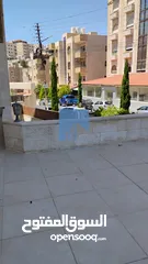  20 شقة أرضية فاخرة للبيع في الجاردنز  - خلف جريدة الرأي 185م مع ترسات 110م تشطيب سوبر ديلوكس