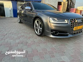  8 اودي S8 وكالة عمان 2015 السياره في قمة النظافه