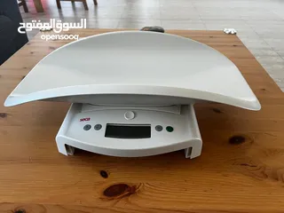  3 ميزان بيبي ميزان اطفال يزن لوزن 20كيلو او يوجد به ليبرا بحال الوكاله