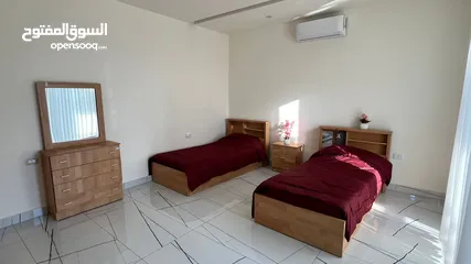  11 شاليهات ريفيرا للايجار اليومي في منطقة البحيرة ...الاسعار تبدأ من 120 دينار....