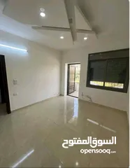  3 شقه للبيع كاش