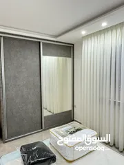  8 استوديو مفروش في شارع الجامعة موقع مميز خلف روان كيك مباشرة مقابل كلية الطب و الهندسة