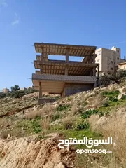  5 بيت عظم للبيع  مكون من ثلاثة طوابق عظم للبيع  عجلون الهاشميه  اطلاله بانوراما  قرب التلفريك