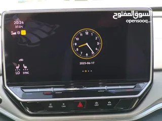  11 VOLKSWAGEN ID.4 CROZZ PRO light pro  عداد 13k فقط