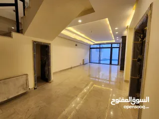  3 فيلا متلاصقة للبيع في عبدون - ref : 14510