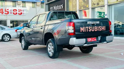  4 MISTUBISHI L200 4X4 2020 PETROL manual