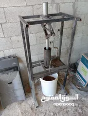  1 مكبس جفت يدوي للبيع يمكن تشغليه علي مقدح باتشون
