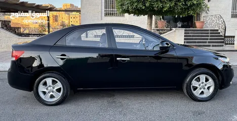  10 كيا فورتي للبيع بحالة ممتازه  Kia Forte 2013 لون اسود فحص كامل