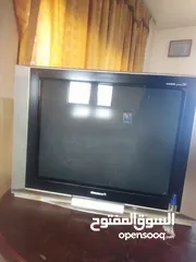  1 تلفزيون حجم كبير بحال الوكالة