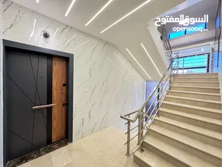  5 شقة طابق اول بمنطقة ام زويتينة (الجبيهة ) مساحة 170 م2 شمال عمان