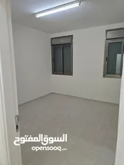  8 شقة سكنية بالقرب من دوار الفواكه