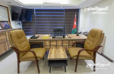  1 مطلوب مكتب مفروش و جاهز للاستخدام  مساحه من 200 - 400 متر في عمان
