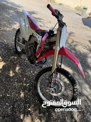  4 هوندا crf450r