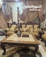  2 طقم صالون كامل للبيع : 9 مقاعد خشب زان مستورد بالإضافة  لطاولة سفرة خشب زان  8 مقاعد مع الستائر
