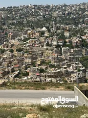  10 تنزيل السعر للبيع المستعجل.... ارض 702م سكن ب السلط السلالم حي عصفور فوق الشارع
