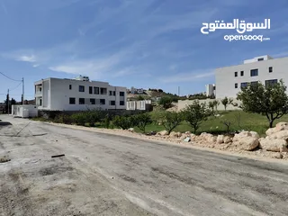  4 ارض مميزة للبيع بدر الجديدة مساحة 1633 متر تنظيم سكن خاص طابقين وروف