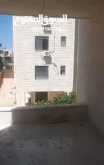  11 شقة للبيع