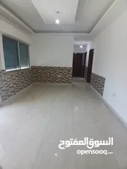  5 شقه فارغه للإيجار الجبيهه