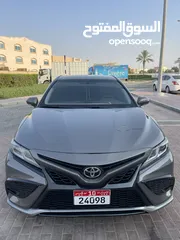  1 Toyota Camry 2019 LE hybrid