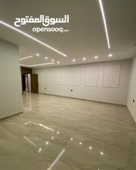  2 شقق فخمة تشطيب سوبر ديلوكس للبيع