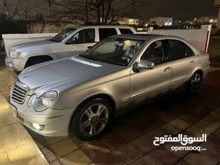  2 مرسيدس e200 2007 للبيع او البدل