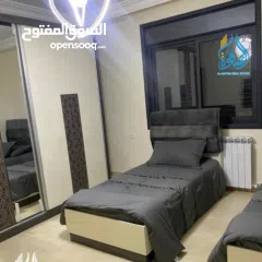  8 شقه مميزة موقع هادئ و استراتيجي مع مدخل خاص الارسال