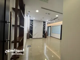  7 للايجار مكتب برج فخم 400 م مدينة الكويت