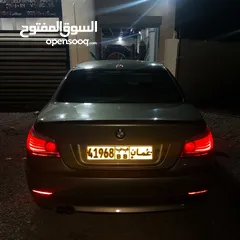  8 BMW 523 i  سيارة نظيفة و امورها طيبة السعر قابل للتفاوض