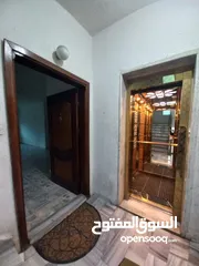  4 شقه للايجار في عرجان طابق أول مع مصعد أجمل موقع اطلاله جميله